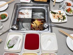 -海底捞火锅(旭辉MALL店)