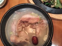 -长寿参鸡汤(朝韩风情街店)