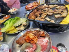 -阿亲家·韩式无限烤肉(不夜城店)