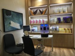 -苑苑vbeauty科技美容SPA