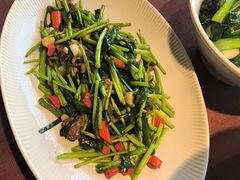 -荷栖小院·品质江西菜(红谷滩店)