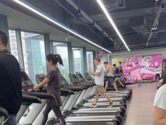 -超鹿运动(五四路恒力城店)