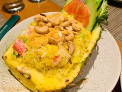 菠萝海鲜炒饭-mango tree芒果树泰国餐厅(青岛万象城店)