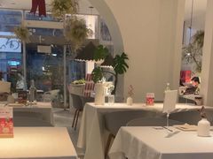 -春树下·树屋花房西餐厅(罍街AS1980店)