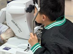 -上海大学附属上海和平眼科医院