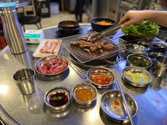 -釜山火炉·海鲜烤肉(紫藤路店)