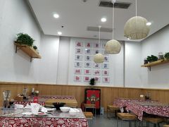 -秦香陕西食府(华贸天地店)