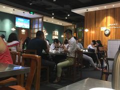 大堂-胡须佬鸡煲四季火锅店(石厦西村直营店)