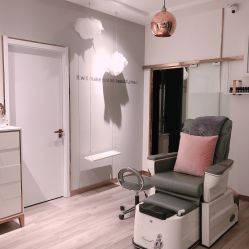 -染指坊日式美甲美睫设计中心