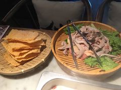-尚尚仙·酸汤猪手·猪肚鸡火锅(华联万柳购物中心店)