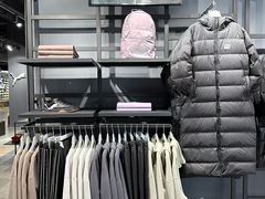 -乐享城购物中心