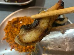 -围炉肉舍•炭烤活鳗•丹东海鲜烤肉(步行街店)