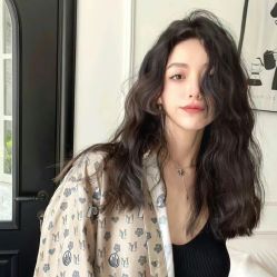 -丝语萱形象