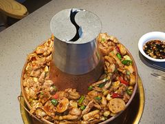 -老佛爷铜炉蛙锅(东门老街店)