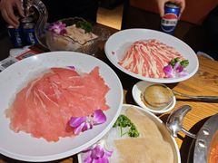 -佬土鹅肠火锅(解放路店)