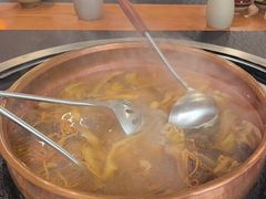 -阿山卓·野生菌火锅·纳西火塘烤肉