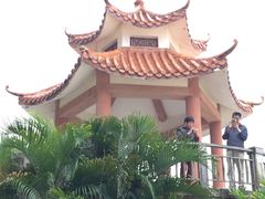 -东郊椰林