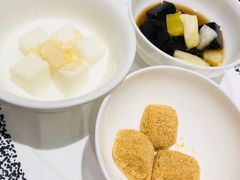 -西藏饭店·亚克·食光自助餐厅(文殊院店)