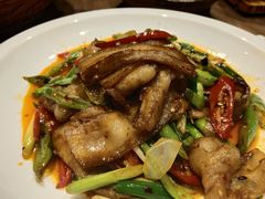 -有红鸡毛店·川菜(建设路店)