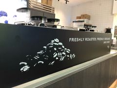 门面-瑞幸咖啡(太阳百货店)