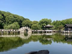 -灵岩山风景区