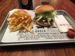 -FATBURGER 特富客汉堡(外交公寓店)