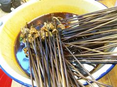 -拈签一笑黄牛肉辣卤串串