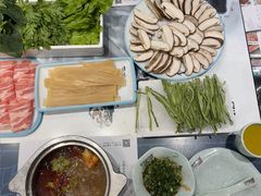 -名都晓荷塘主题火锅(春光路店)