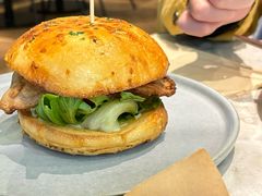 -必胜客(上海新南方商城PH店)