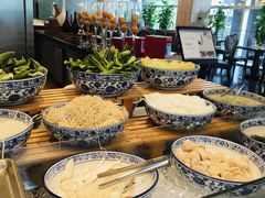 -圣丰索菲特·2 On 988 Café 自助餐厅