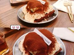 -半勺舒舒生日蛋糕店