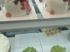 -花花卷卷·鲜食蛋糕(静安久光百货店)