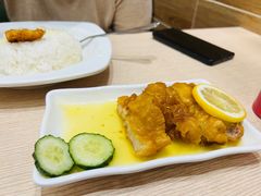 -佰搭果·广式茶餐厅(西华路店)