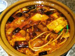 肥肠臭豆腐砂锅-南京大牌档(济南万象城店)