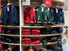 -优衣库(红谷滩万达店)