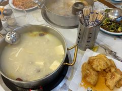 -朴小妹人参鸡汤火锅(长白山万达店)