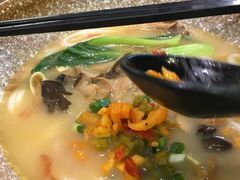 -蒙自源小锅米线(金佰利店)