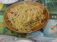 -乡土特色.冷锅鱼.牦牛肉汤锅