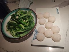 -小凤庭·地道湖北菜武昌鱼·藕汤(38年黄鹤楼店)