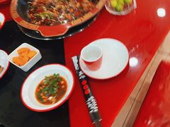 -烧哥美蛙肥肠鱼火锅·十五年社区店