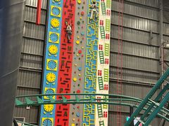 -极限PLAY运动娱乐新世界·团建派对潮玩休闲馆·室内蹦极高空游乐园
