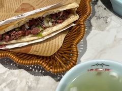 -乔家小院•非遗驴肉•本地小海鲜(滨河路店)