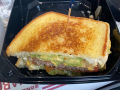 -The Habit Burger Grill 哈比特汉堡(爱琴海店)