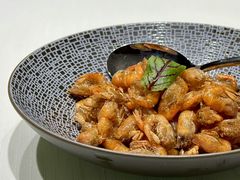 油爆小河虾-屋里厢上海菜馆