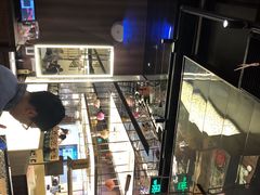 -捞王锅物料理(上海世茂广场店)