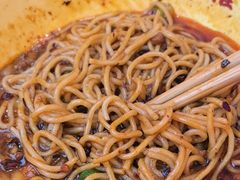 -二娃邓板凳面(解放碑店)