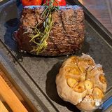 Bird Burger 汉堡盘（320泰铢）