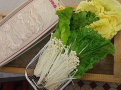 -沙胆彪炭炉牛杂煲(上海日月光广场店)