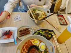 -桂在香知桂林米粉(红博中央公园店)