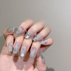 -花岐款式专研健康美甲沙龙
